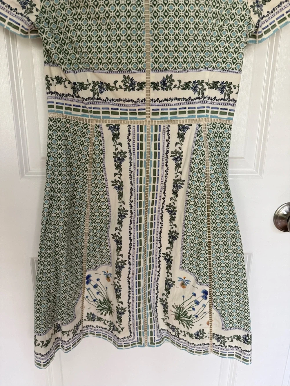 Gorgeous and rare Tory Burch White and Green Botanical Mini Dress